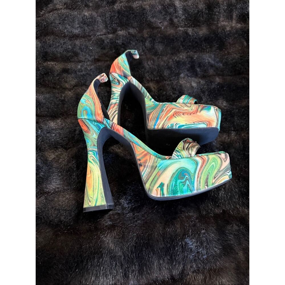 Dolls Kill Poster Girl x dolls kill Hypnotic Habits platforms heels 9 shoes